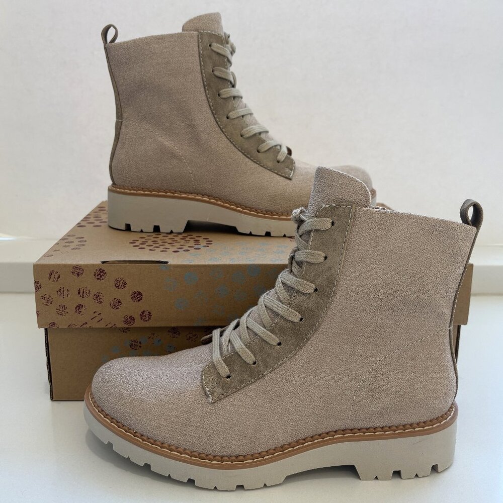 Eurosoft by Sofft Blaike Lace Up Boots Booties Stone Taupe Beige Size 7 NEW